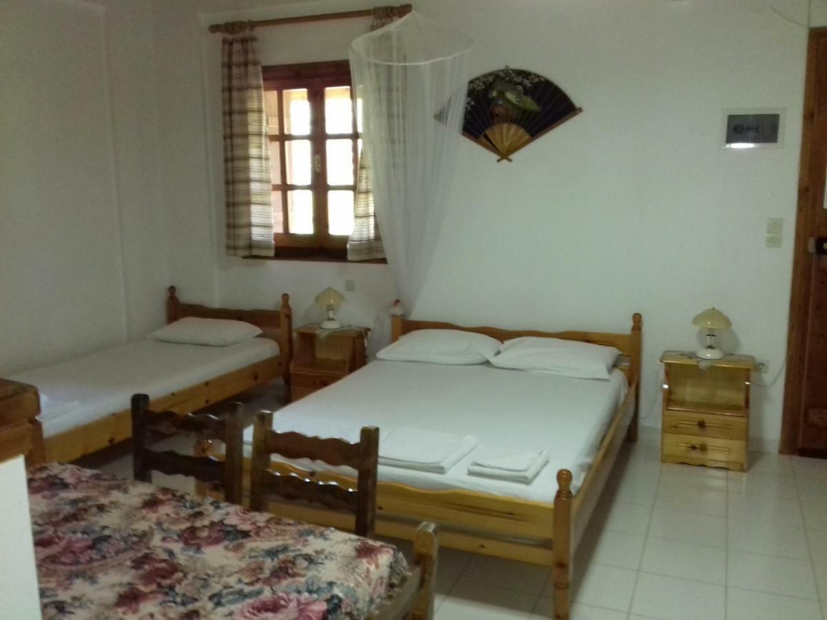 Koutadelias Rooms Kálamos Extérieur photo