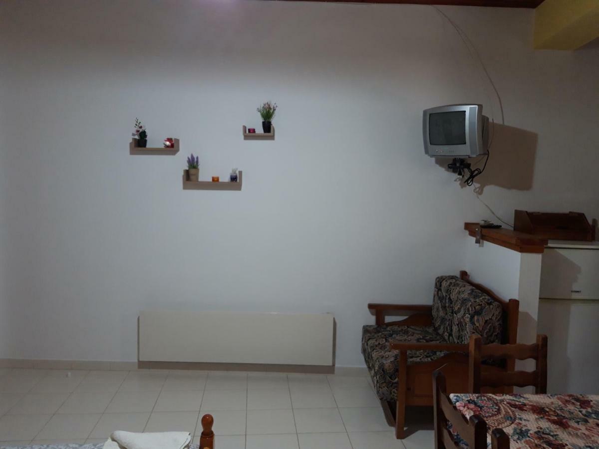 Koutadelias Rooms Kálamos Extérieur photo